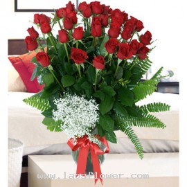 50 Red Roses in a Vase